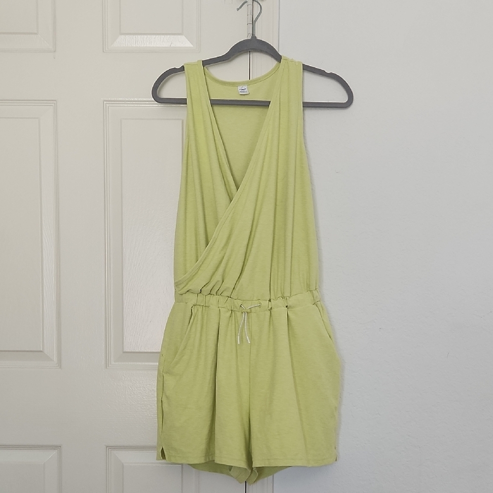 Old Navy Active Beathe On Lime Romper Size Medium